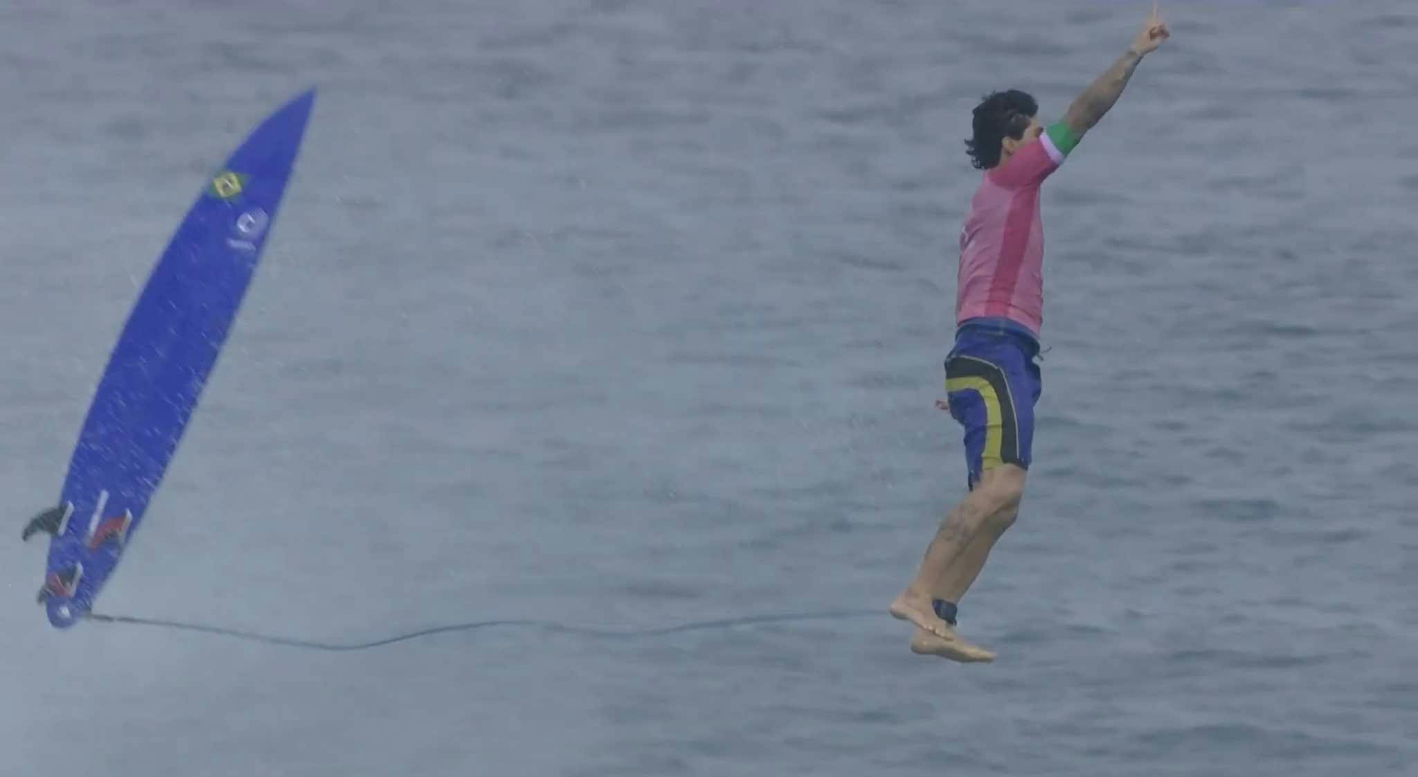 Defying gravity | Brazilian surfer Gabriel Medina goes viral in after record-setting wave performance in Paris 2024 